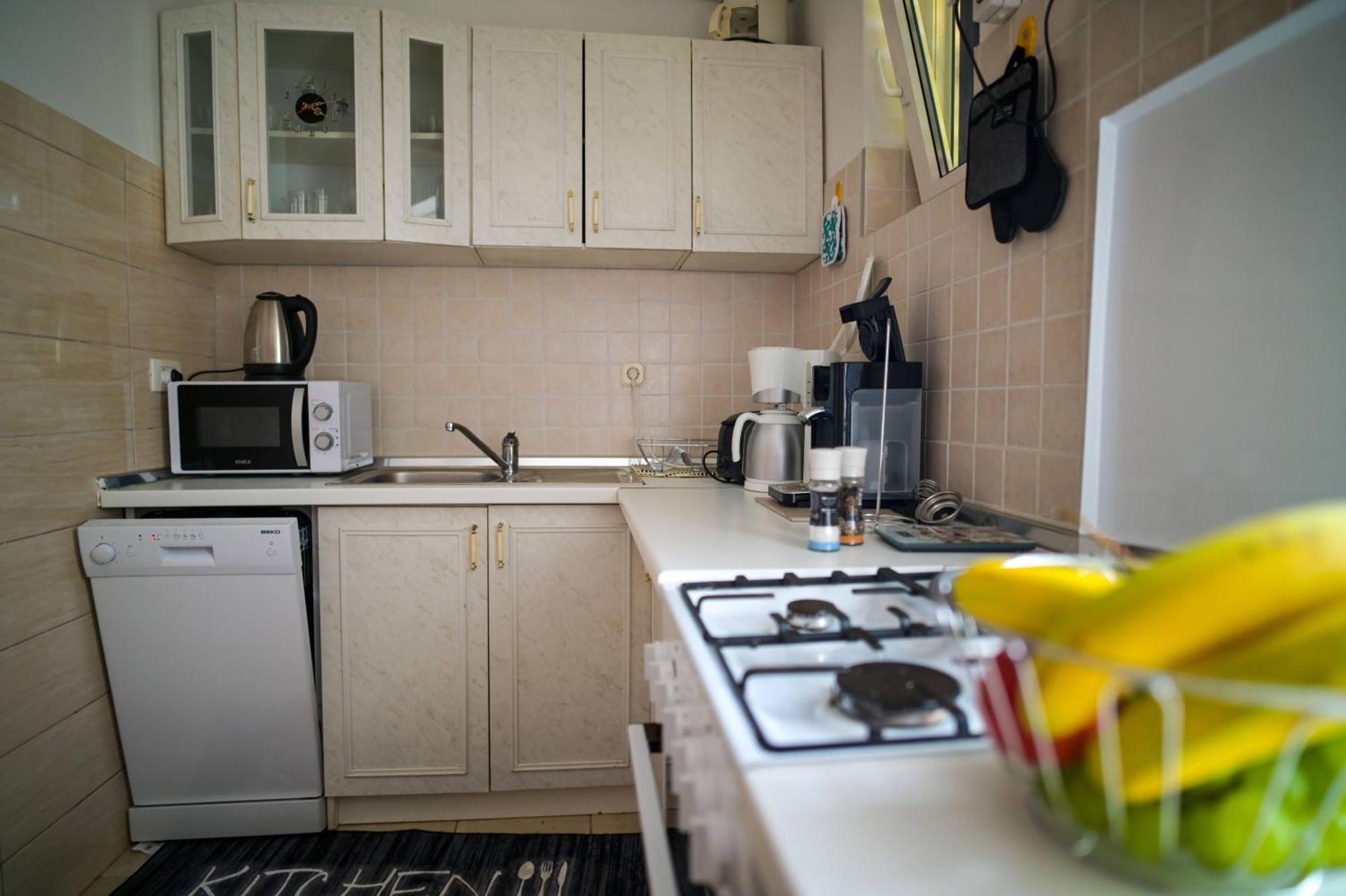 Helena Apartament