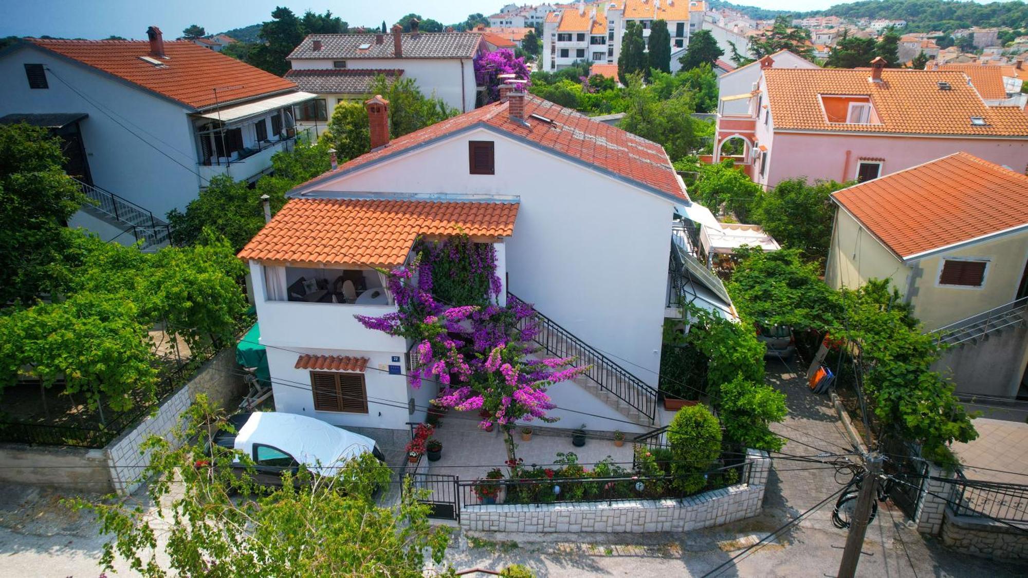 Apartament Helena *