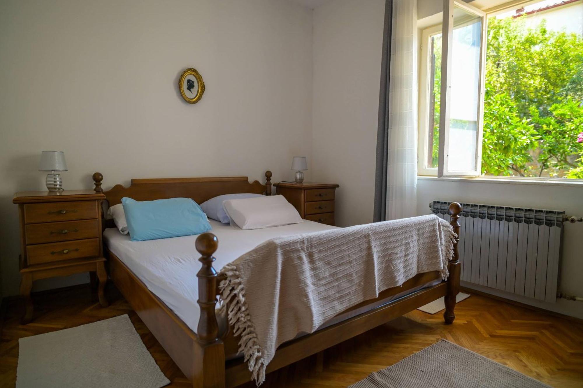Apartament Helena *